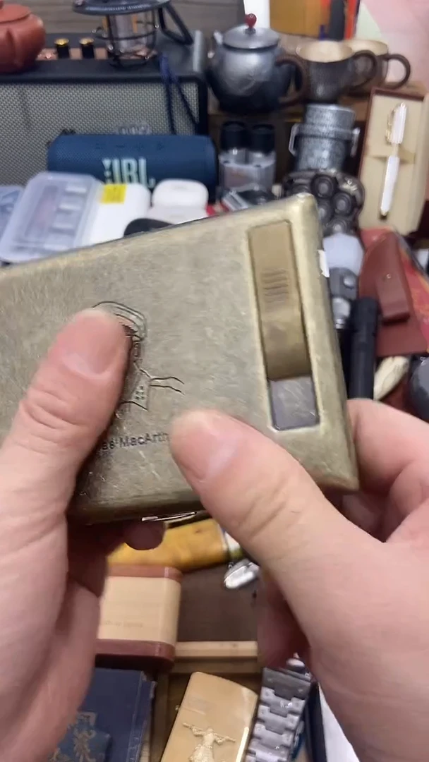 瓷片闪购商品 如图所示