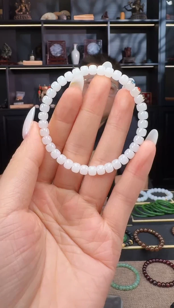 颈饰未镶嵌和田玉7mm金山极致手串