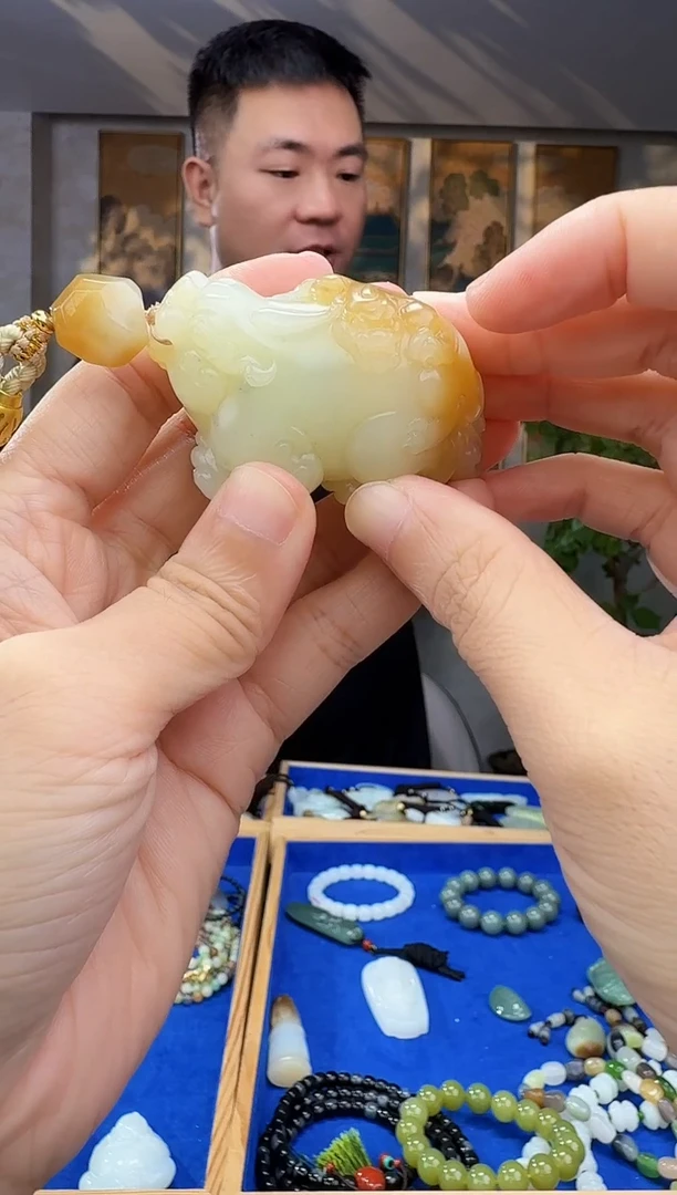 未镶嵌和田玉挂件拍一发一