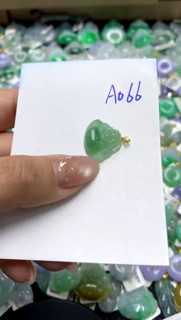 【闪购商品】翡翠颈饰18K金镶嵌111111111