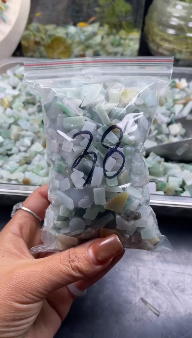 配石翡翠天然翡翠迷你500克38