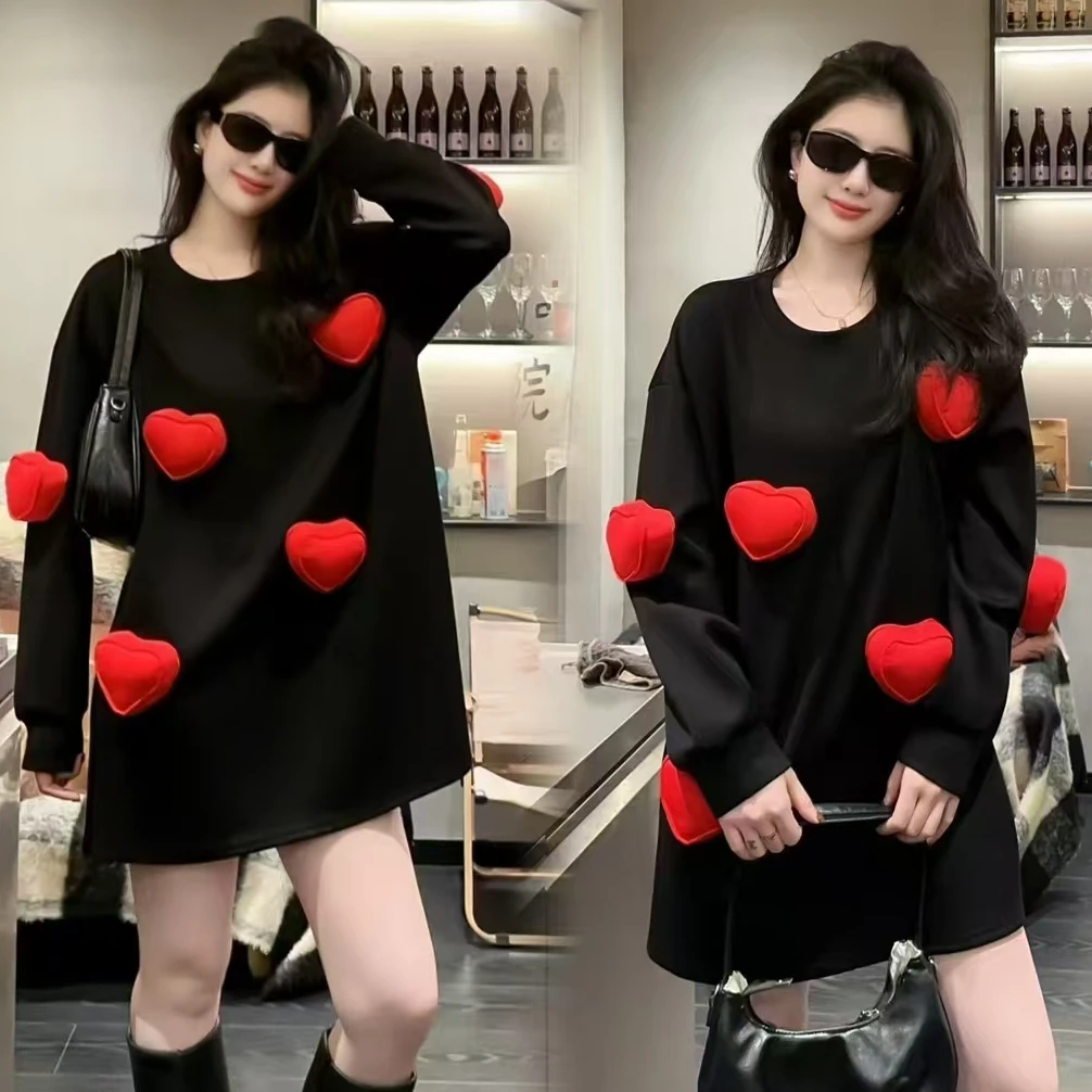 〖猫姐衣橱〗秋冬新款时尚加厚立体红心洋气中长t恤24253