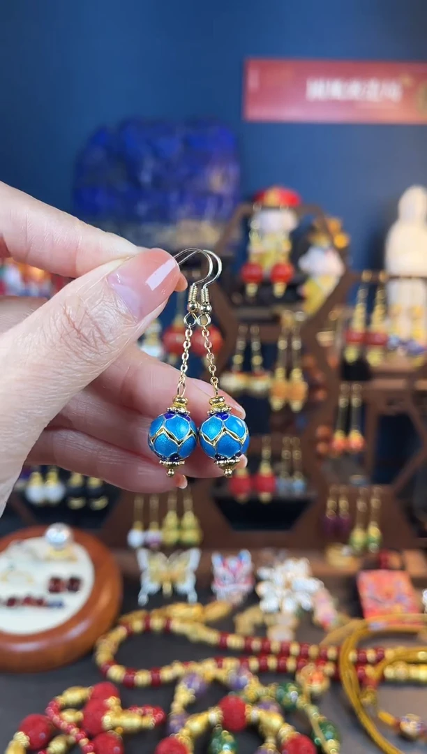 【闪购商品】蓝色莲花珐琅耳钩