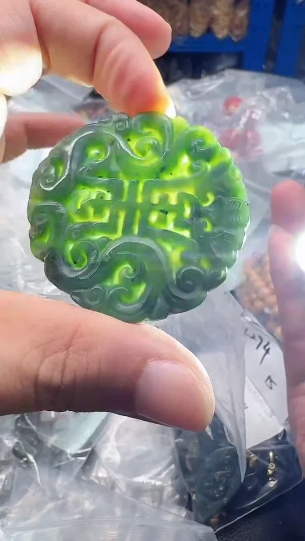 和田玉未镶嵌颈饰015