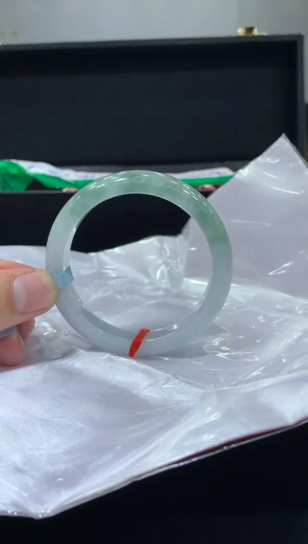 未镶嵌手镯翡翠翡翠手镯