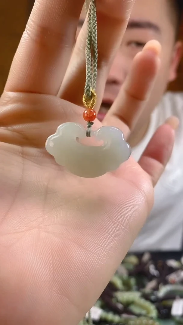 和田玉未镶嵌颈饰多样性发货，拍一发一