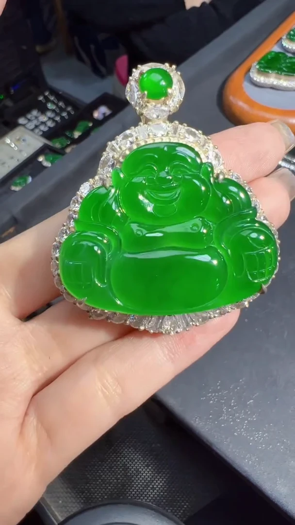 【闪购商品】定制翡翠未镶嵌佛公1