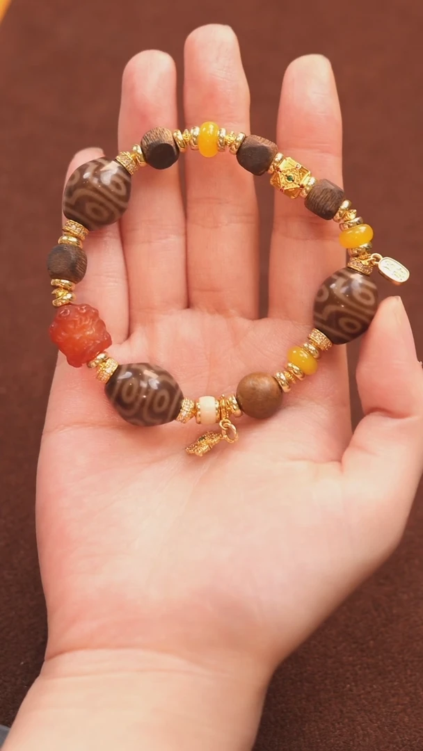 玛瑙/玉髓（覆膜）颈饰未镶嵌传世珠宝-多样性发其一