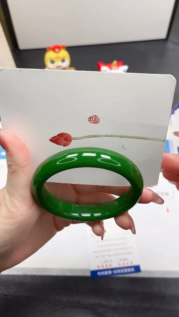 【闪购商品】石英质玉手镯未镶嵌93-63.7