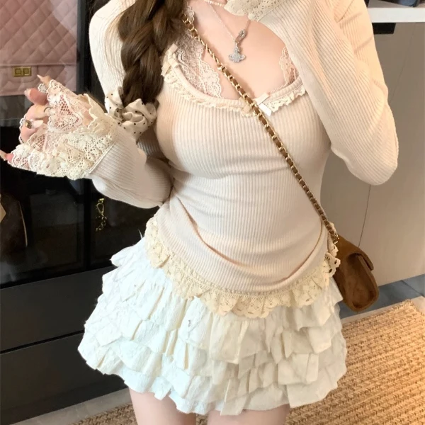 蕾丝拼接长袖粉色T恤女春季新款设计感小众甜辣妹修身显瘦打底衫
