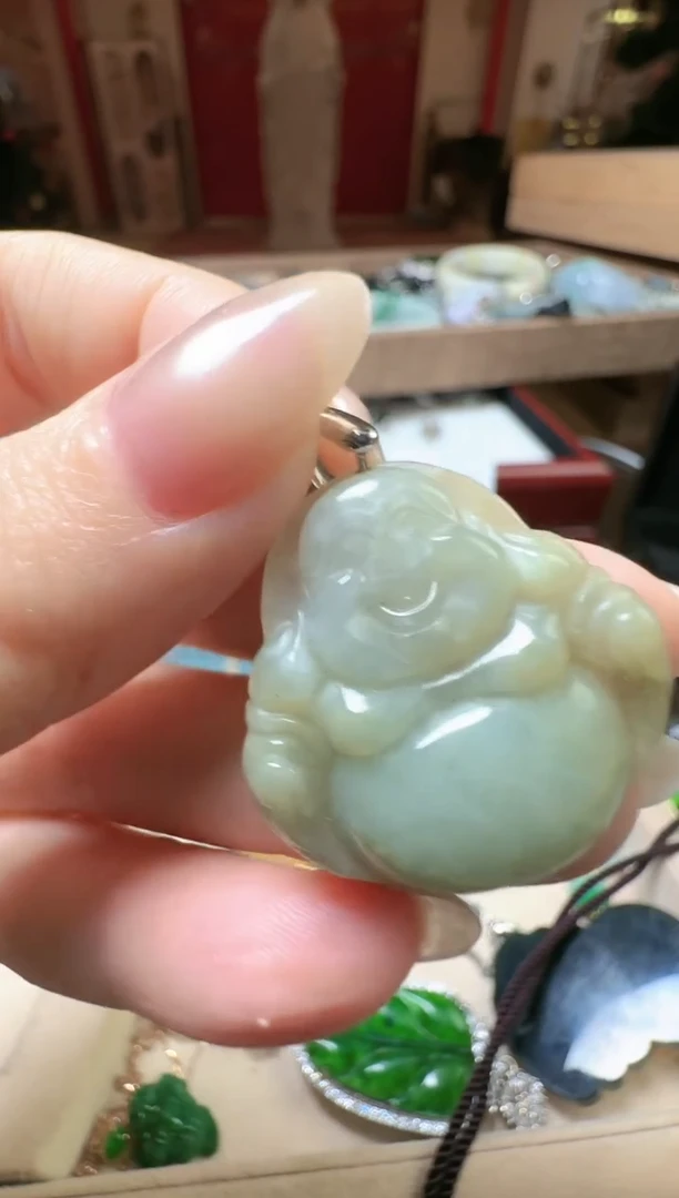 【闪购商品】翡翠吊坠(不含链)未镶嵌翡翠