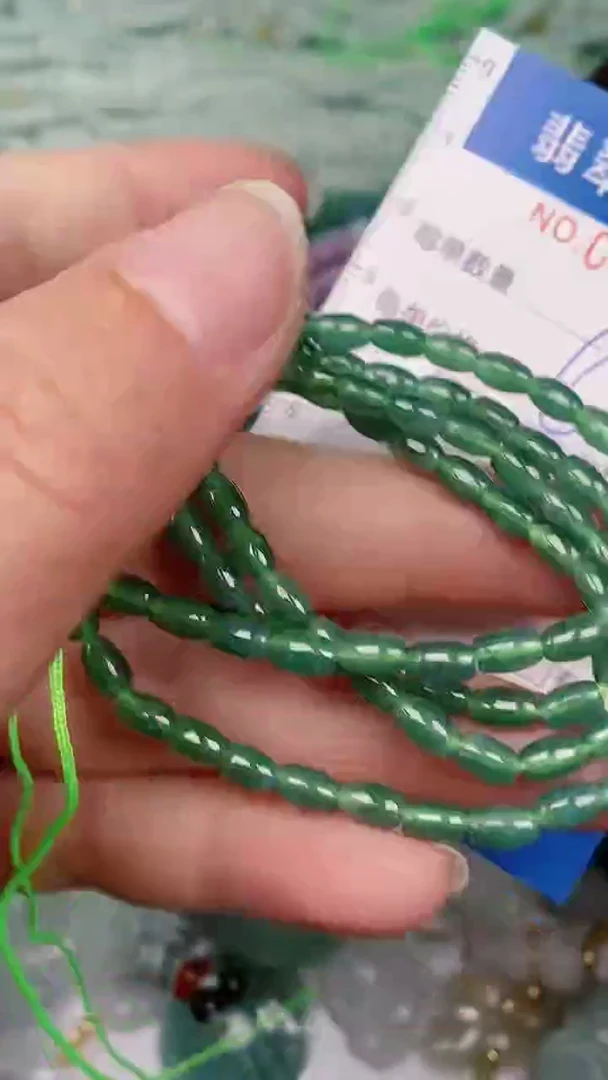 【闪购商品】翡翠颈饰未镶嵌00003395