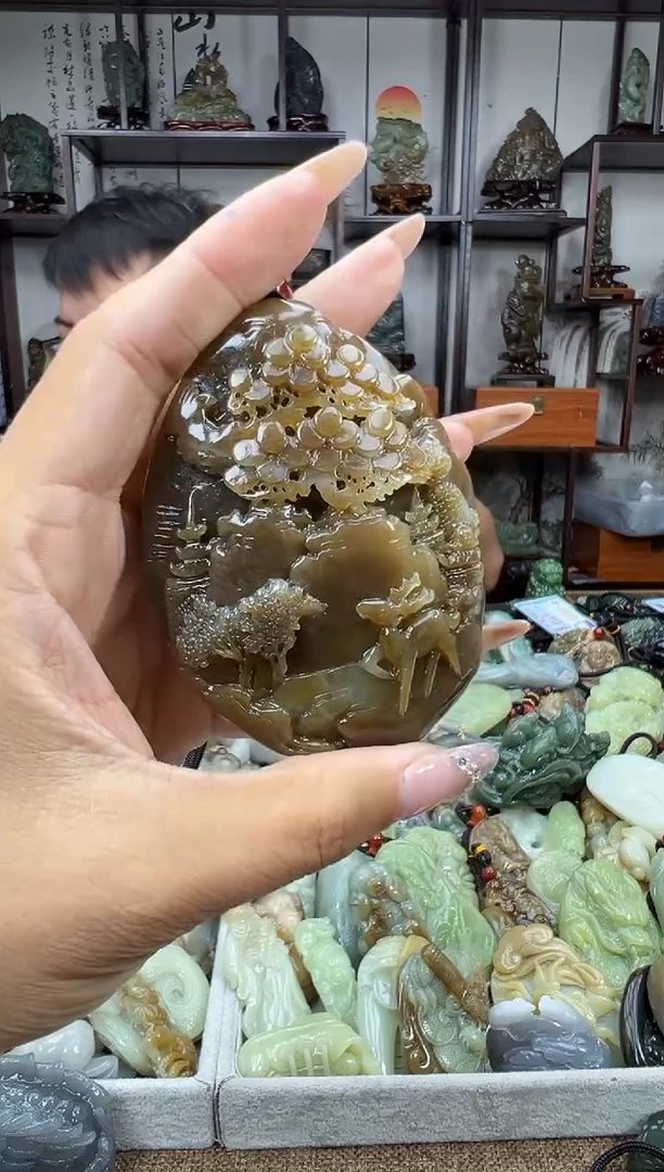 未镶嵌和田玉把件1