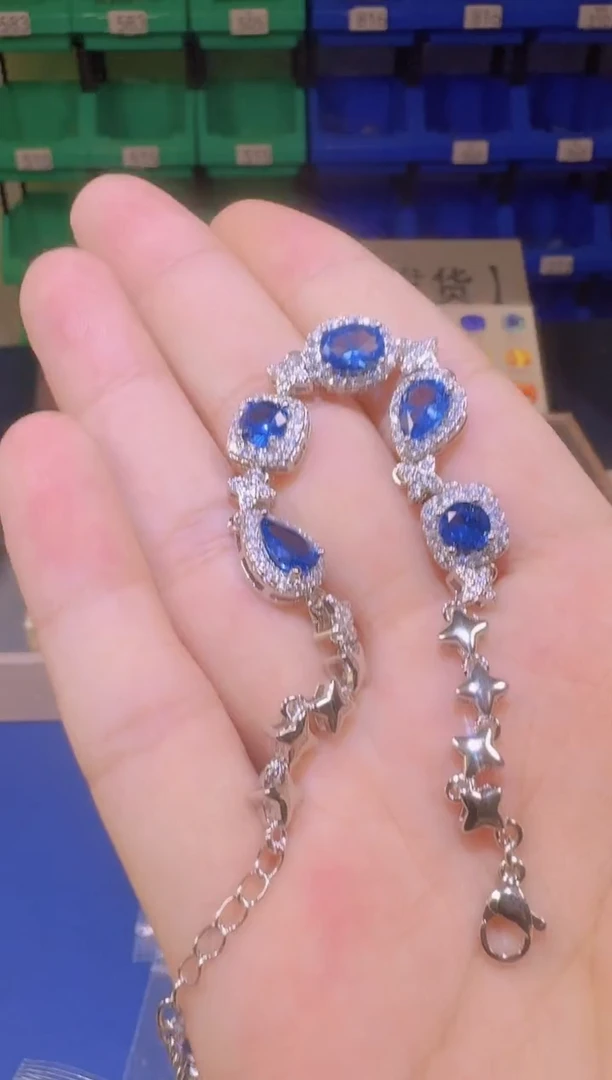 蓝宝石手链18K金镶嵌蓝