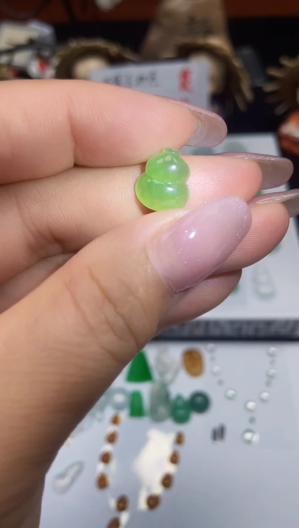 定制翡翠未镶嵌翡翠挂件葫芦