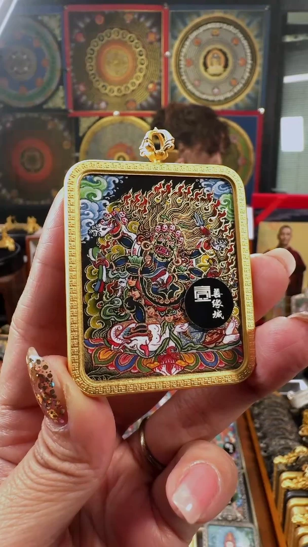 吊坠壹善缘城手绘唐卡六臂大黑天