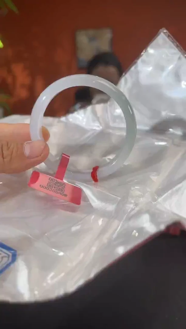 未镶嵌手镯翡翠3