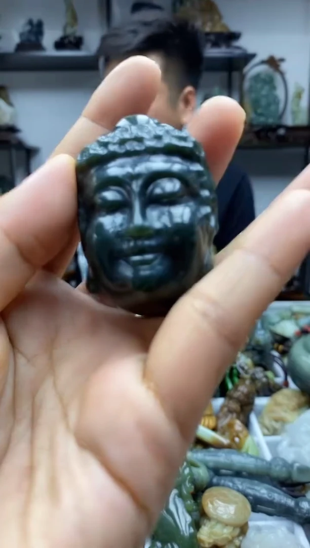 未镶嵌和田玉把件1