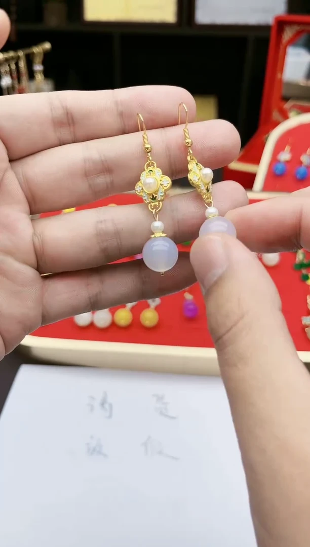 【闪购商品】玛瑙/玉髓耳钉银S925镶嵌3250000