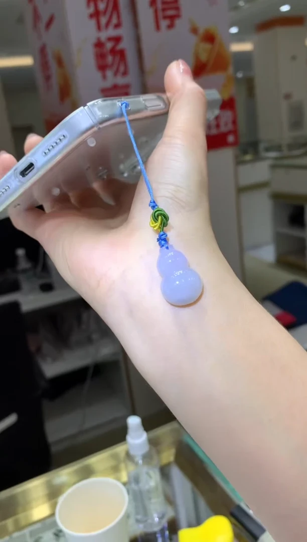 未镶嵌挂件翡翠|不退不换