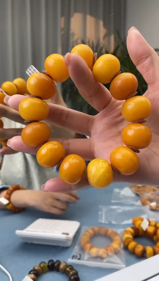 【闪购商品】蜜蜡珠宝奇石未镶嵌假一罚十，发一件072.