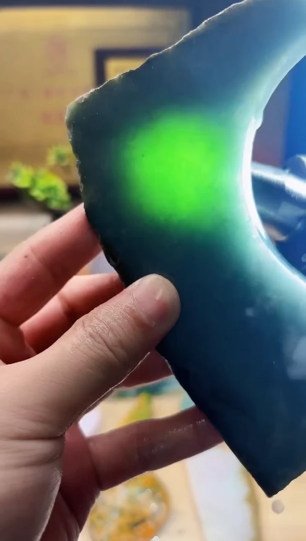 翡翠挂件未镶嵌A货张麦A123