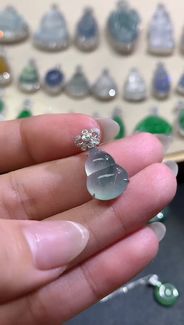 吊坠(不含链)18K金镶嵌翡翠E124|2800