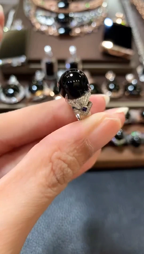 18K金镶嵌戒指翡翠m48