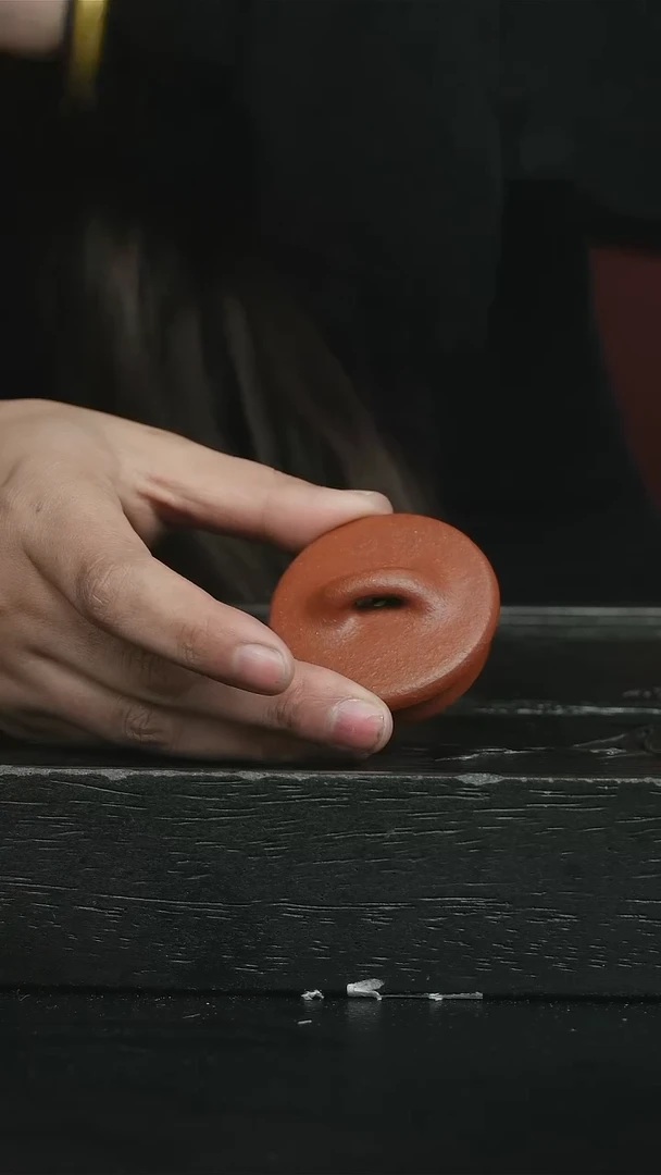 【闪购商品】紫砂茶壶9999绝红降坡光素秦权fyb