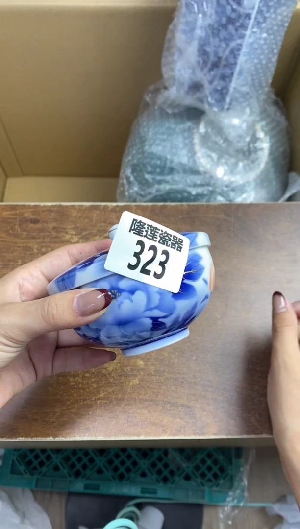 瓷片k*隆莲瓷器欢迎大家