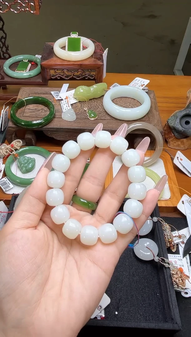 未镶嵌手串和田玉卡14俄料白玉 老型