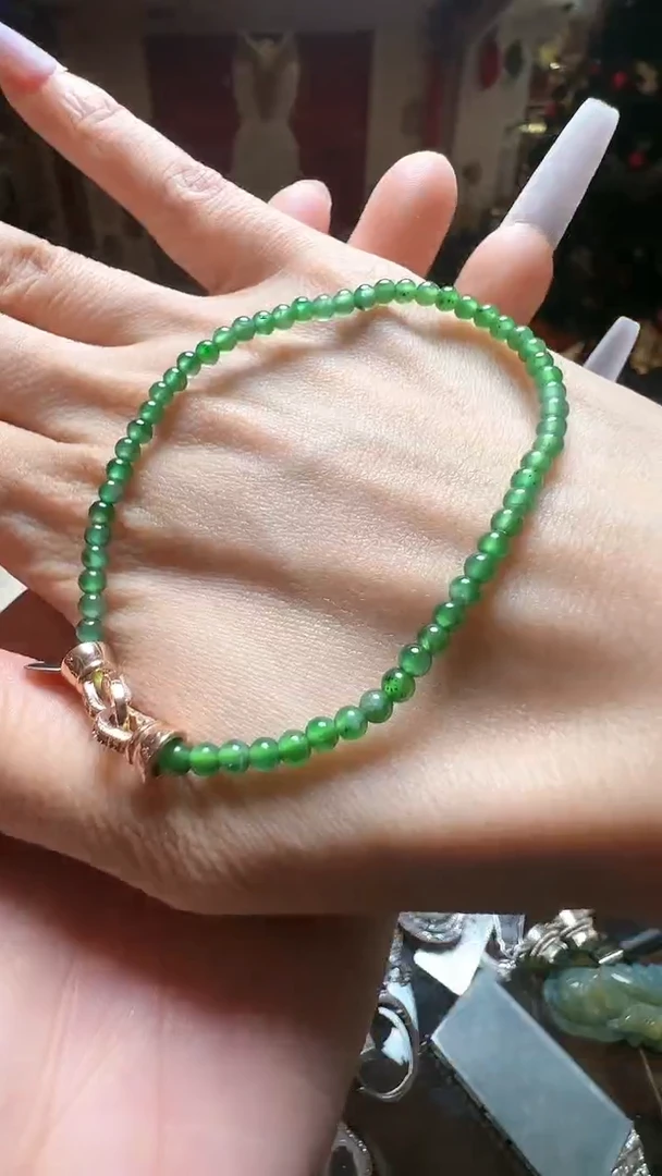 【闪购商品】翡翠吊坠(不含链)未镶嵌翡翠