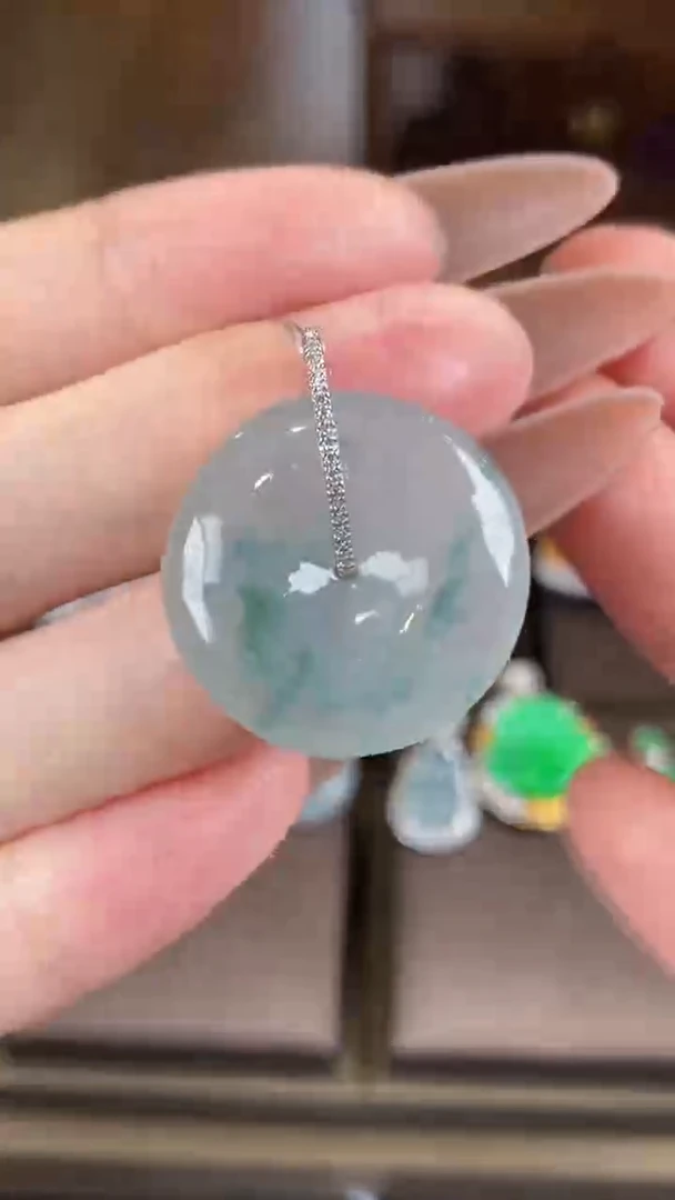 【闪购商品】翡翠吊坠(不含链)18K金镶嵌翡翠平安扣