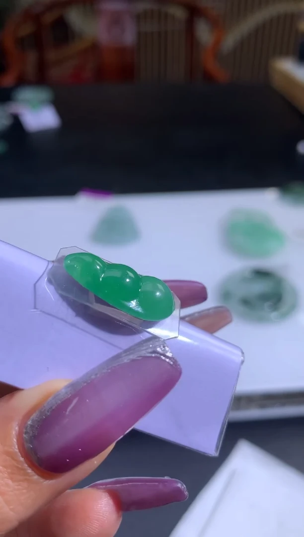 未镶嵌定制翡翠湖**客翡翠