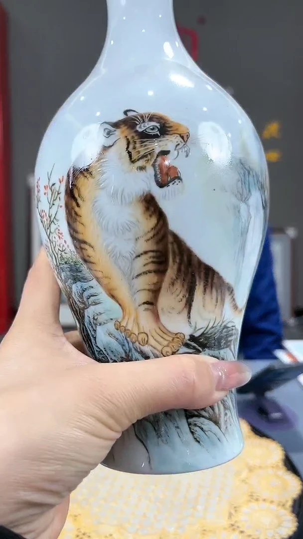 【闪购商品】官窑瓷画院505官窑瓷画院老虎赏瓶