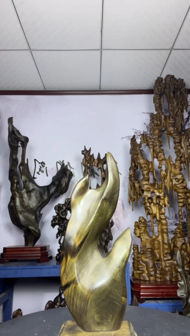 金丝楠木雕款与**行金丝楠木工艺品摆件