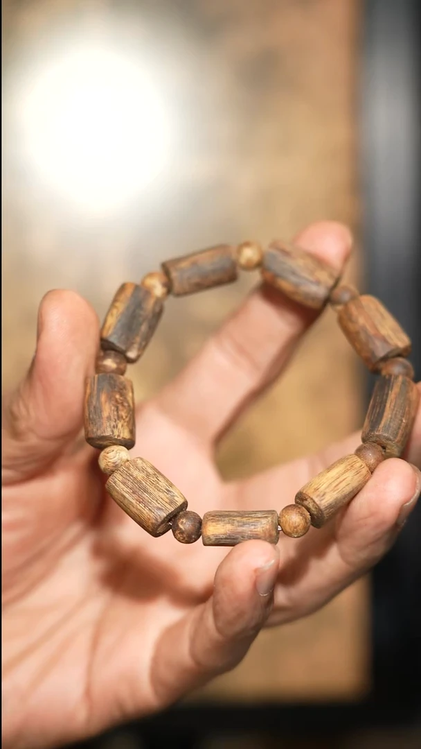 沉香手串海南绿奇楠随型树心油单圈