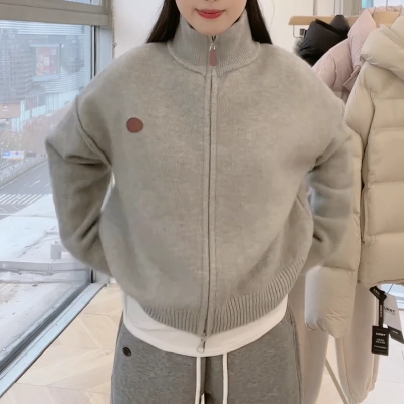 2024冬季韩版显瘦气质百搭长袖拉链半高领减龄针织上衣LK2501095