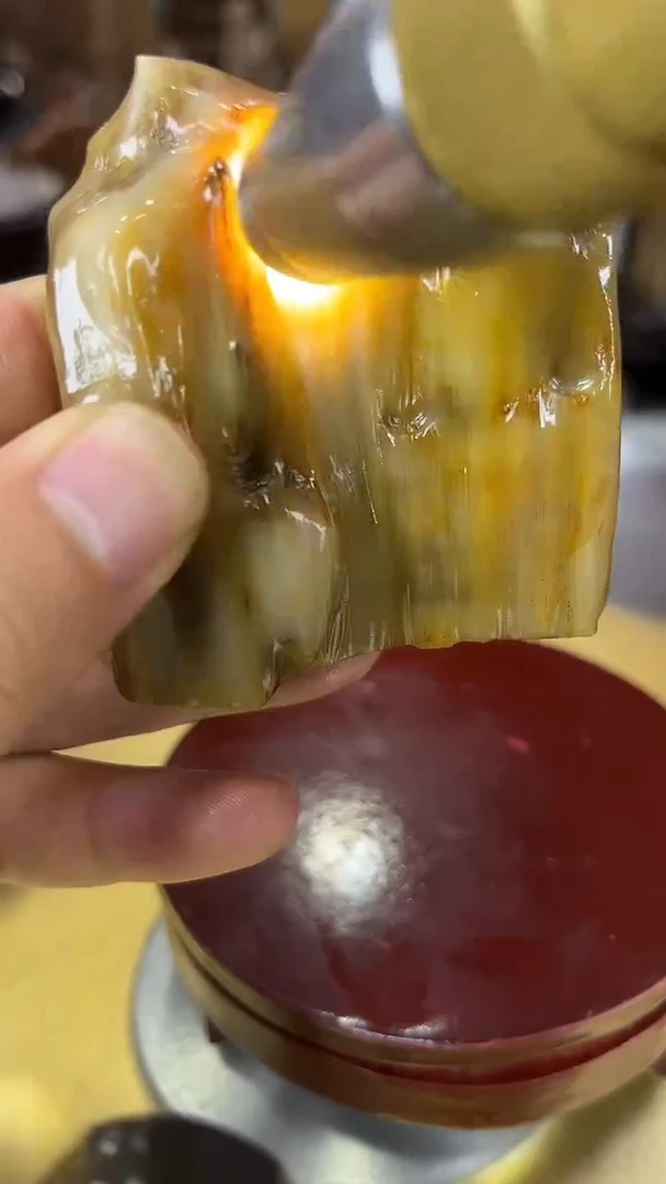 缅甸天然树化玉手把件