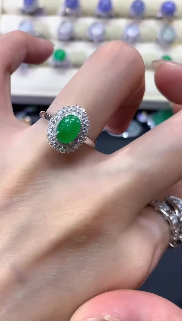 【闪购商品】翡翠戒指18K金镶嵌a87