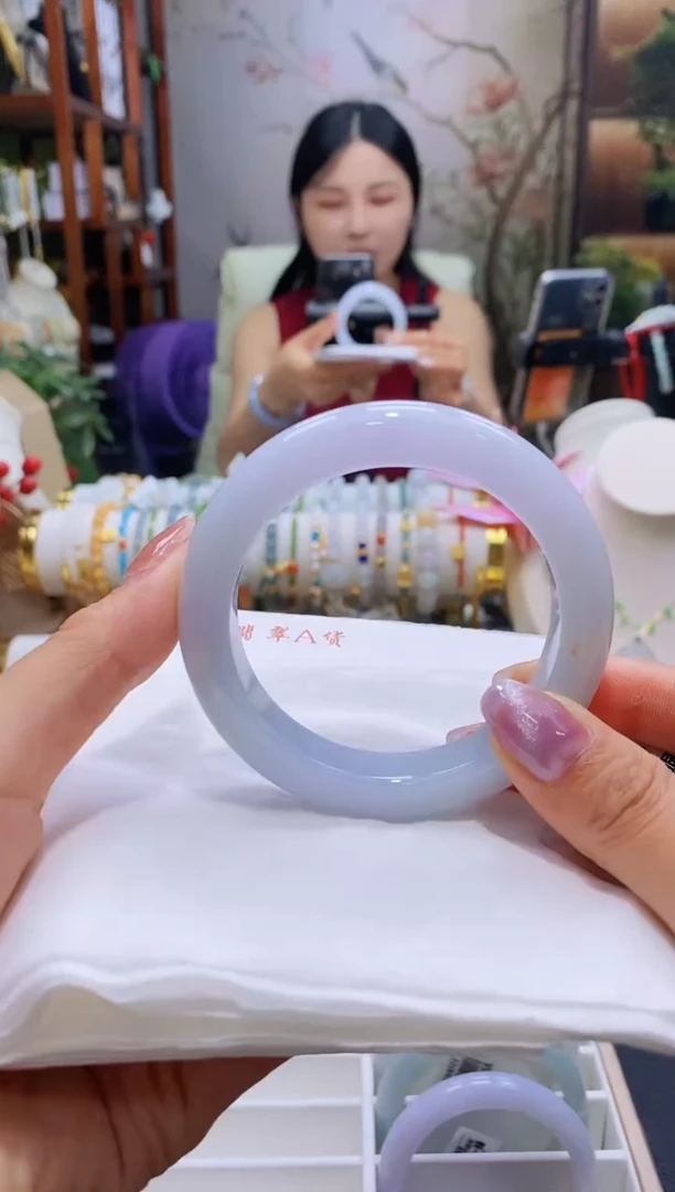 翡翠手镯未镶嵌110号56.5/12.3*9.9