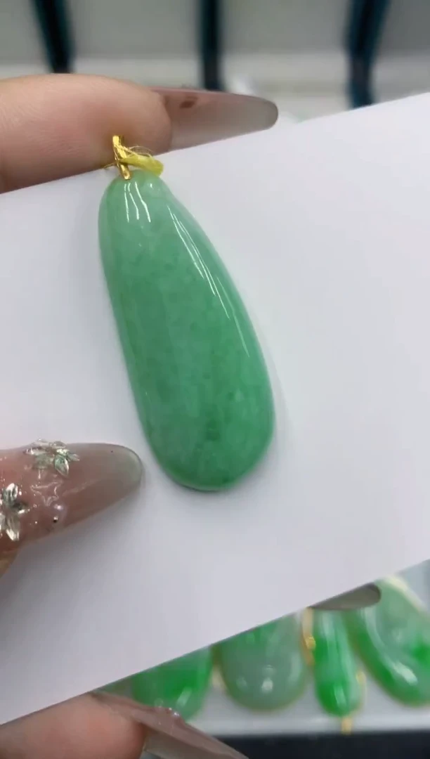 颈饰未镶嵌翡翠111111