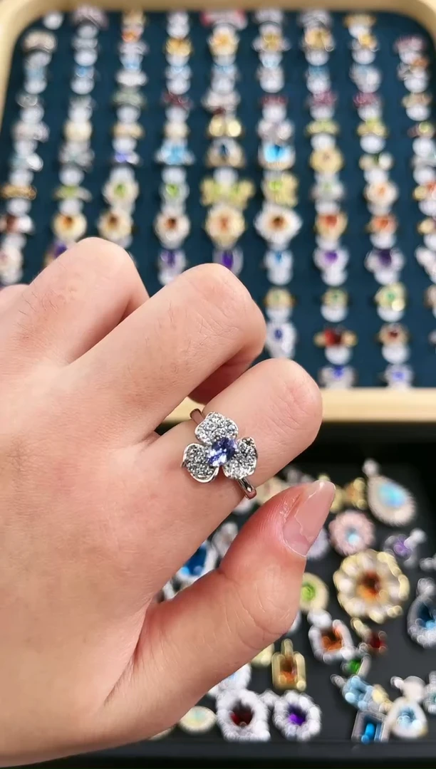 银S925镶嵌戒指坦桑石h5