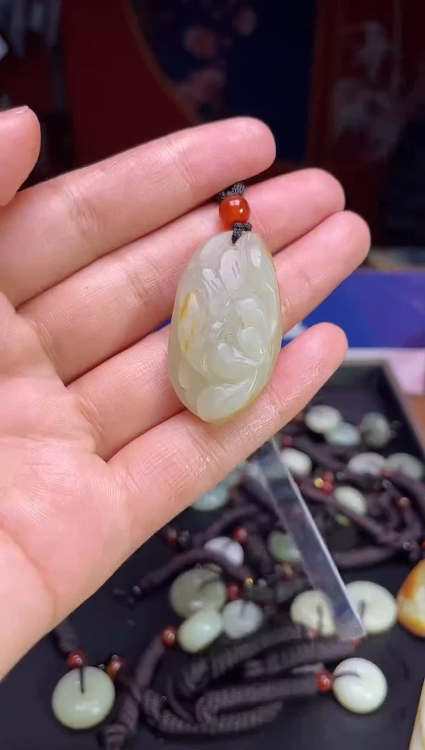 颈饰未镶嵌和田玉123