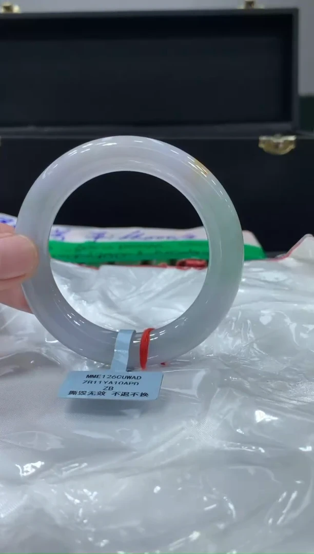 未镶嵌手镯翡翠翡翠手镯