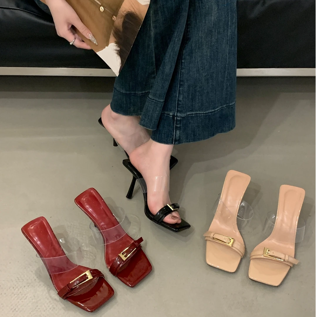 高级感红色透明一字带金属扣拖鞋夏季外穿露趾细跟高跟法式小众款