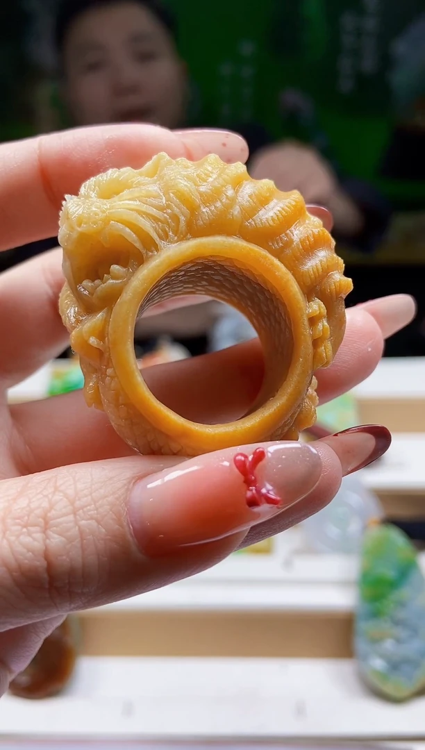 颈饰未镶嵌翡翠翡翠A货