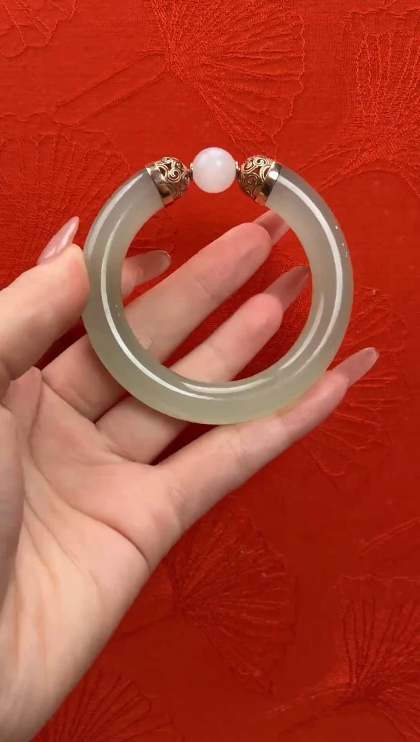 足金镶嵌手镯和田玉手镯