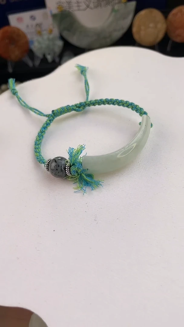 未镶嵌手链翡翠手工定制默认微瑕播介绍为准