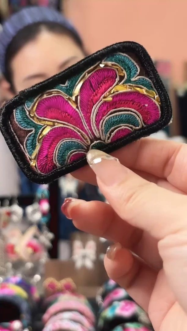 织绣艺枝独绣手工饰品265